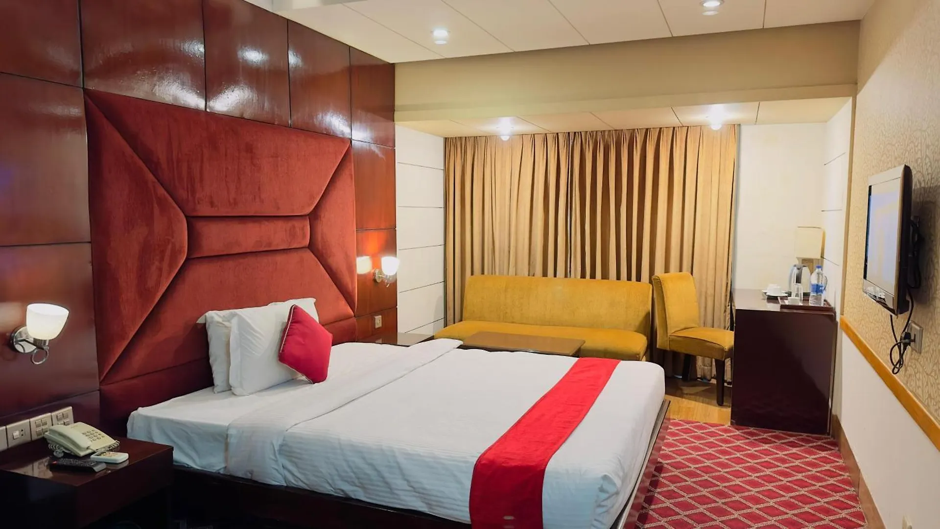 Hotel West Park Inn Banani Dhaka 4*,